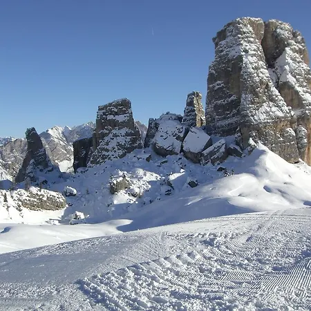 Villa Olimpia - Gruppo Stay Apartmán Cortina dʼAmpezzo