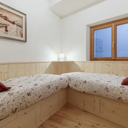 Apartment Olimpia - Stayincortina *